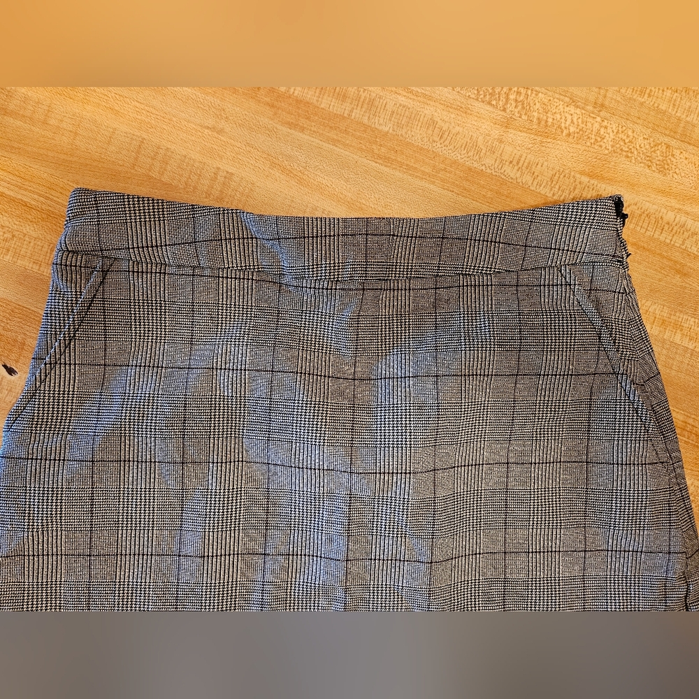 Shinestar Gray Plaid Mini Skirt - Picture 8 of 9